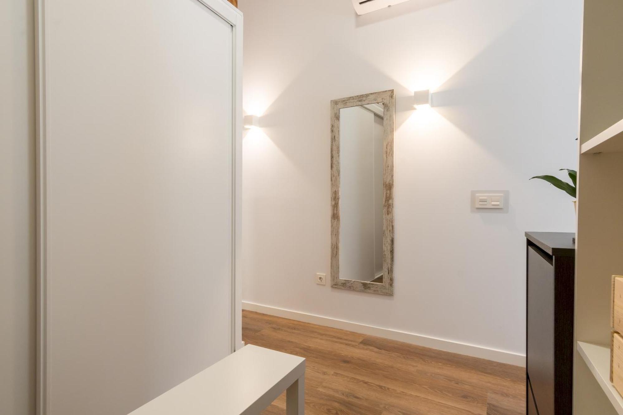 Modern And Cozy- 1 Bedroom 1 Bathroom -Lavapies Madrid Buitenkant foto